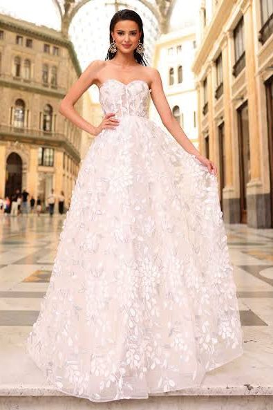 Nicoletta Australia 3D leaves and white with silver embellishments gala wedding gown