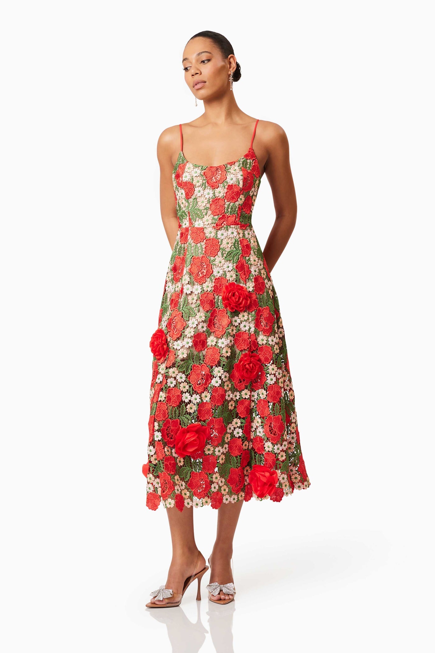 Elliatt Roselyn lace midi dress BREAD BOUTIQUE Elliatt Roselyn lace midi dress BREAD BOUTIQUE