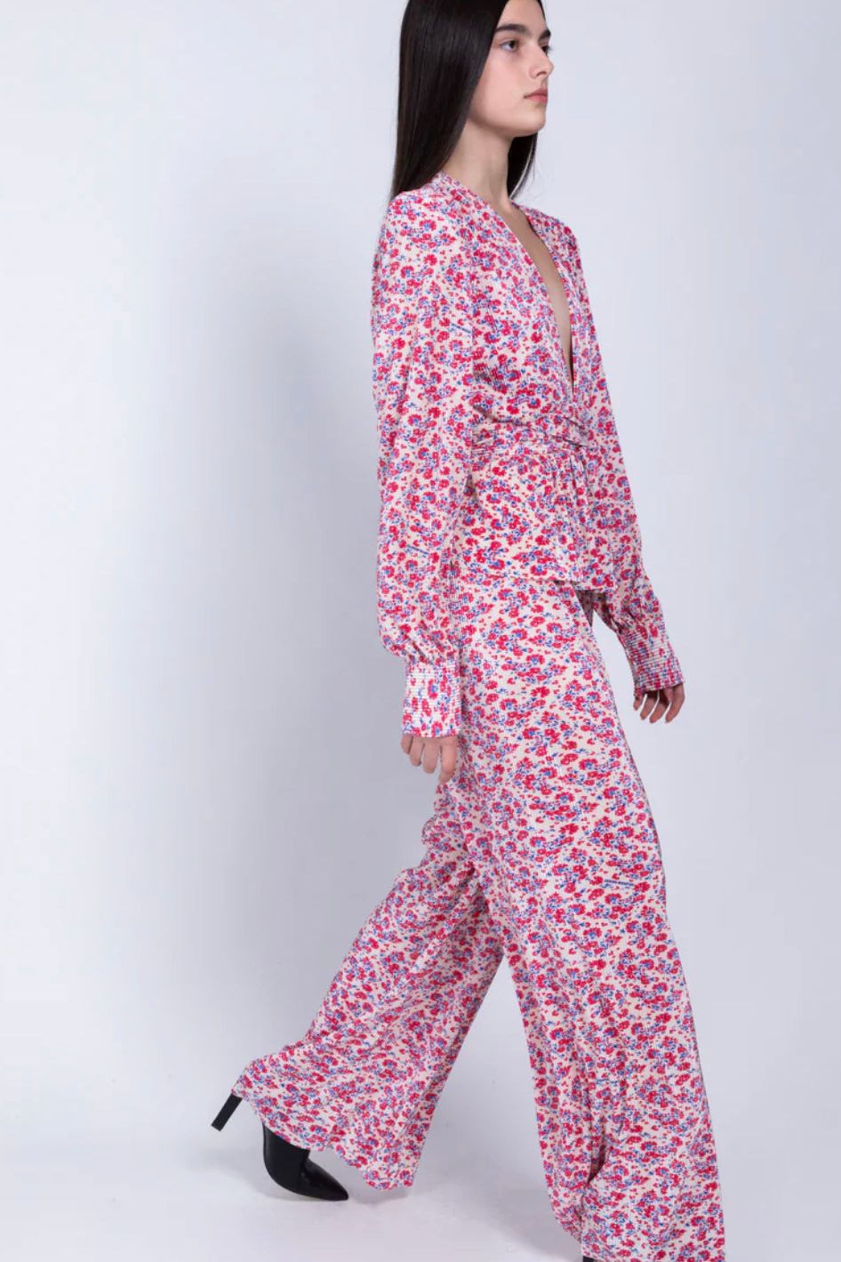 SABINA MUSAYEV HAISLEY PANT - IVORY FLORAL PRINT - Bread Boutique - asymmetrical, floaty, floral, FLOWERS, flowy, GLAMOROUS, GORGEOUS, loose fit, PANT, pants, polyester, printedfloral, SABINA MUSAYEV, SEXY, SHIMMER, SOFT, SOPHISTICATED, sophisticaterd, STRETCHY, STUNNING, SUPERB, WAISTED - Darwin boutique - Darwin fashion