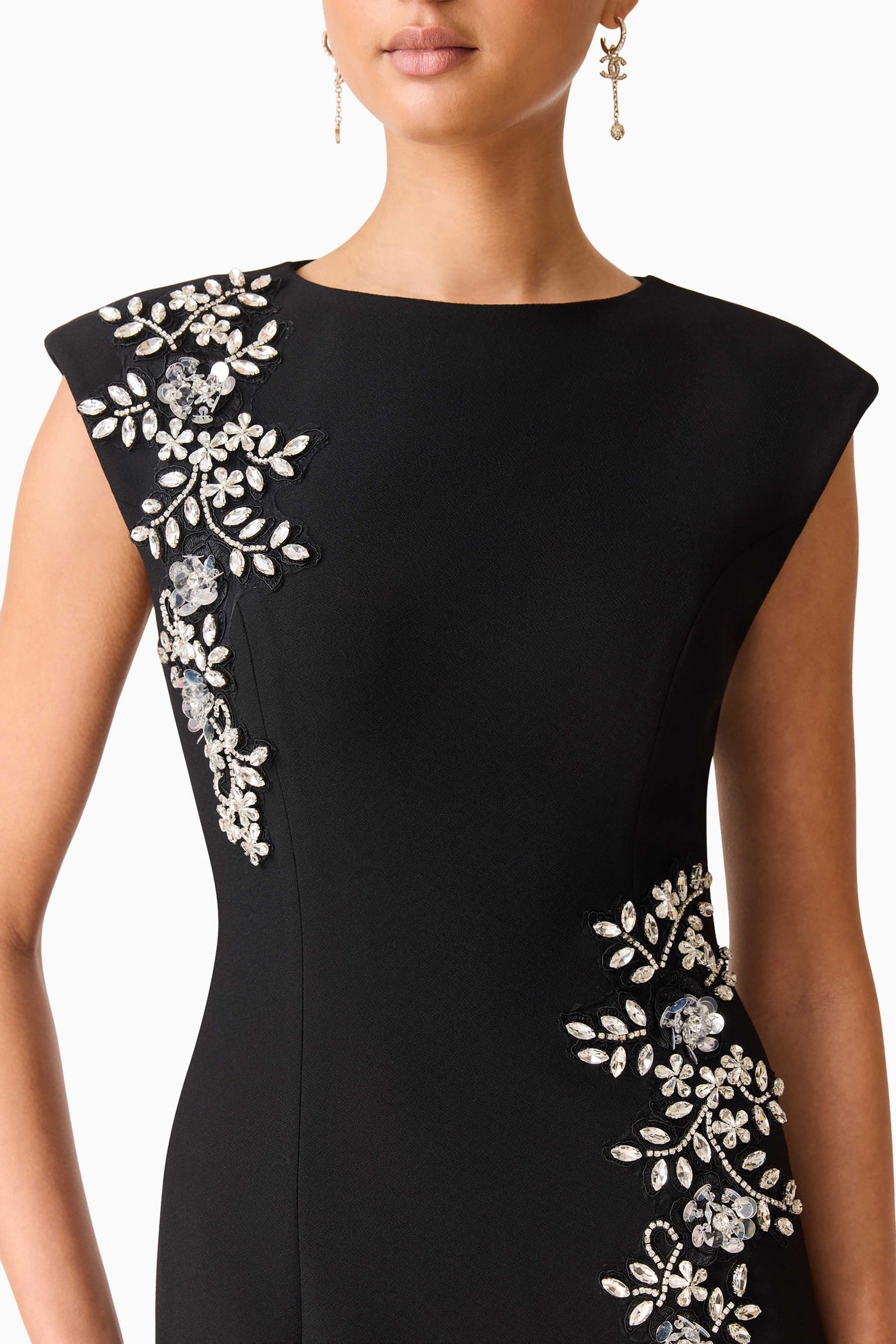 Elliatt Veda boatneck gown
